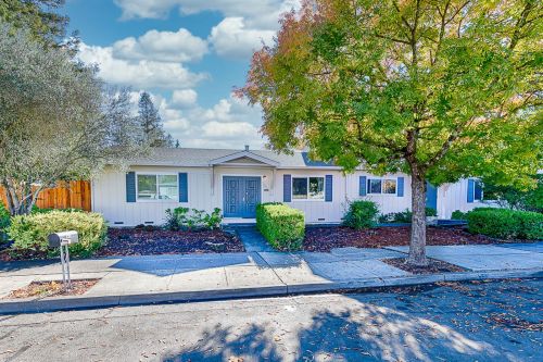 Northwest-area-Mens-house